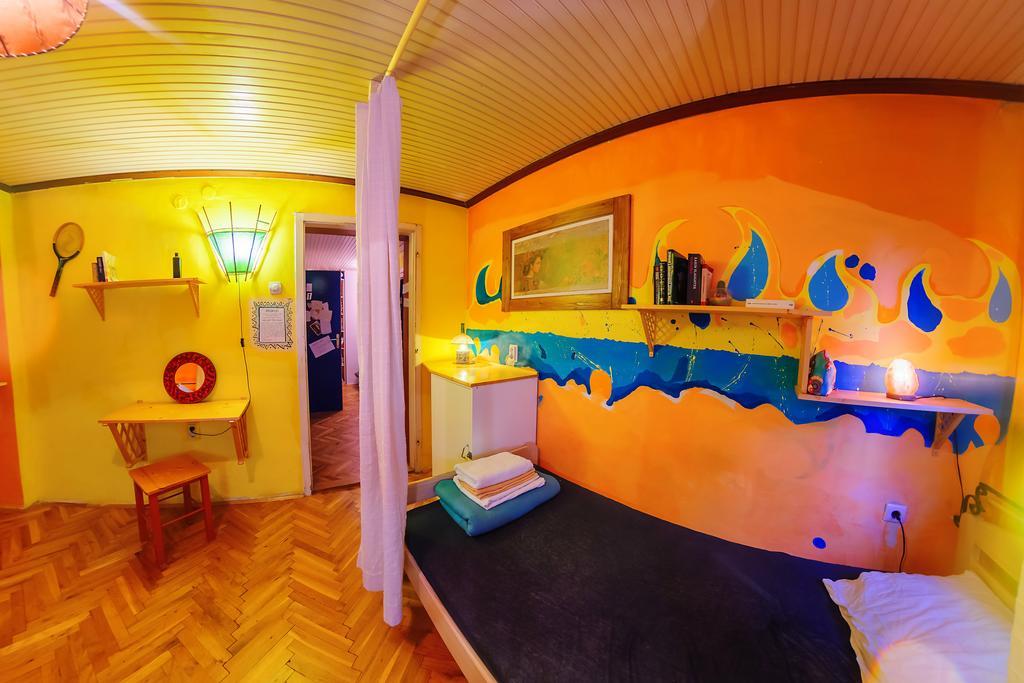 Hostel Mali Mrak Zagreb Eksteriør bilde